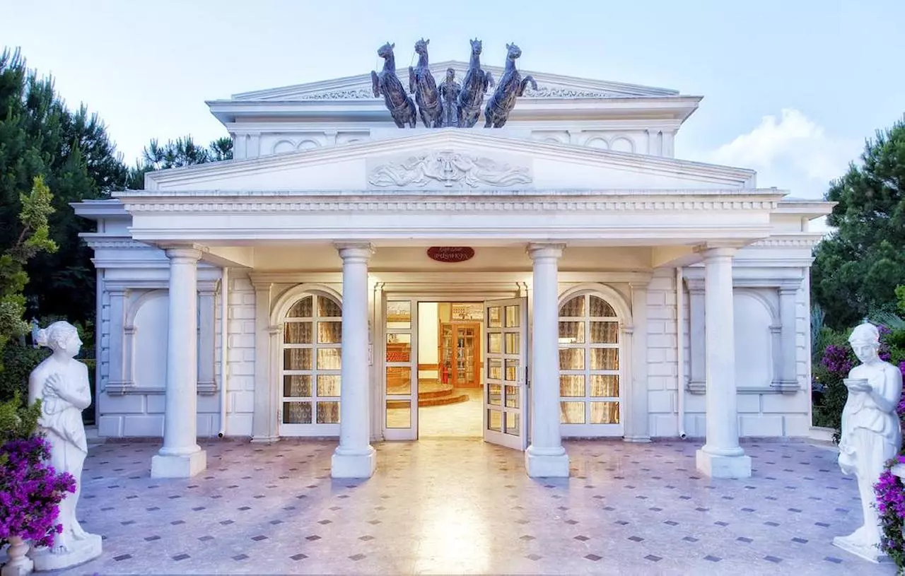 WOWKREMLIN_SHABAVIZ (11).jpg